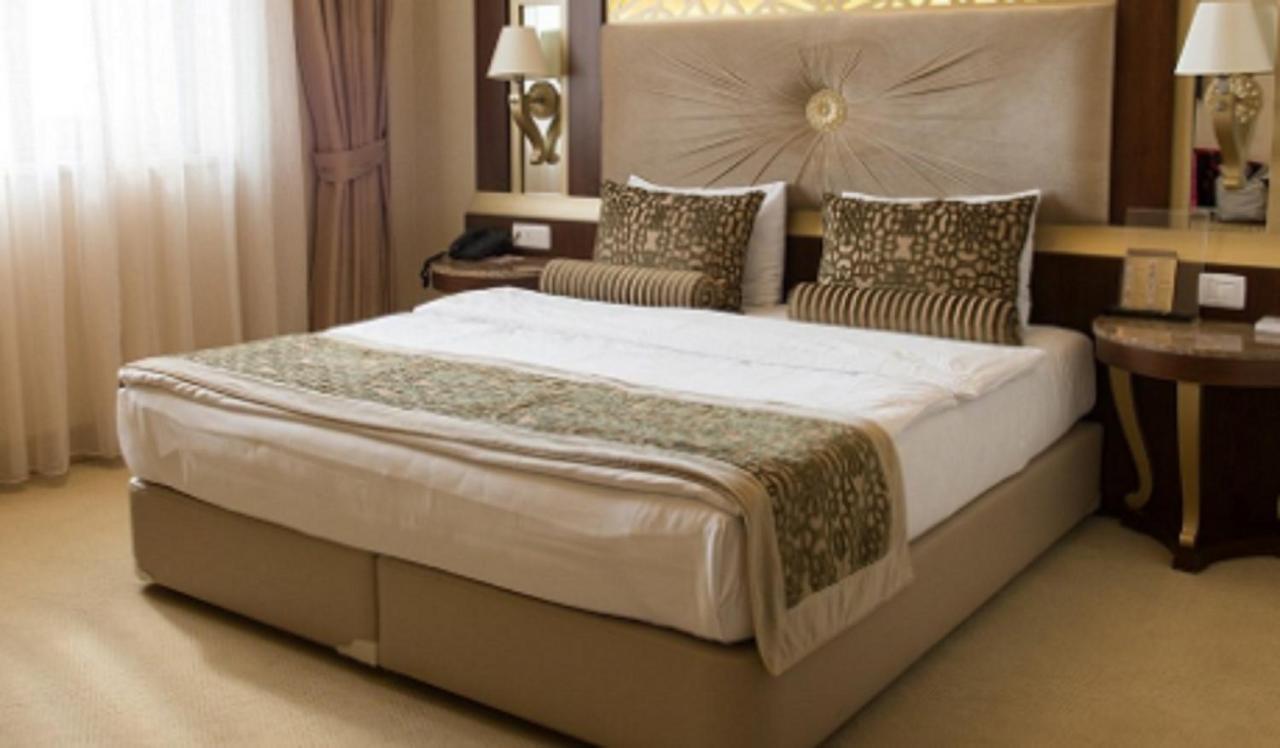 The Istanbul Hermes Park Inn Екстериор снимка